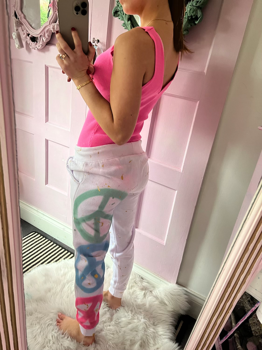 Peace out baby joggers ✌🏽😍✨💗💙💚
