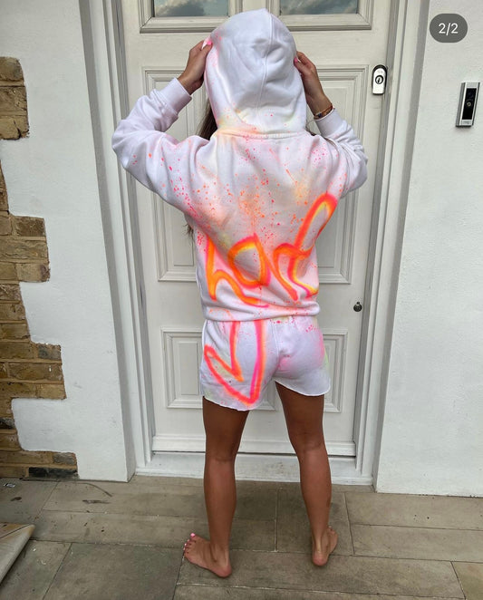 Spray painted ๐ฉท Short set