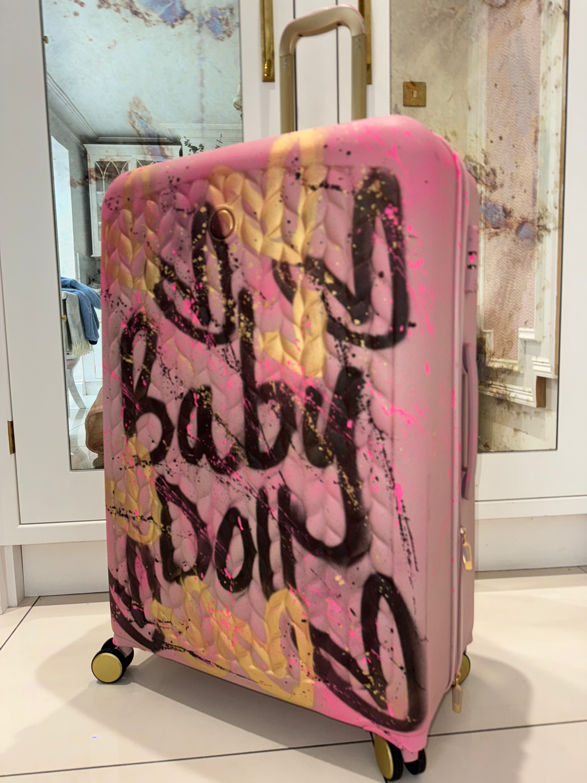 Baby pink large spray painted suitcase 🩷