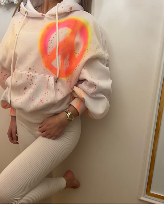 White ruched hoodie & leggings set ๐ซถ๐ป๐