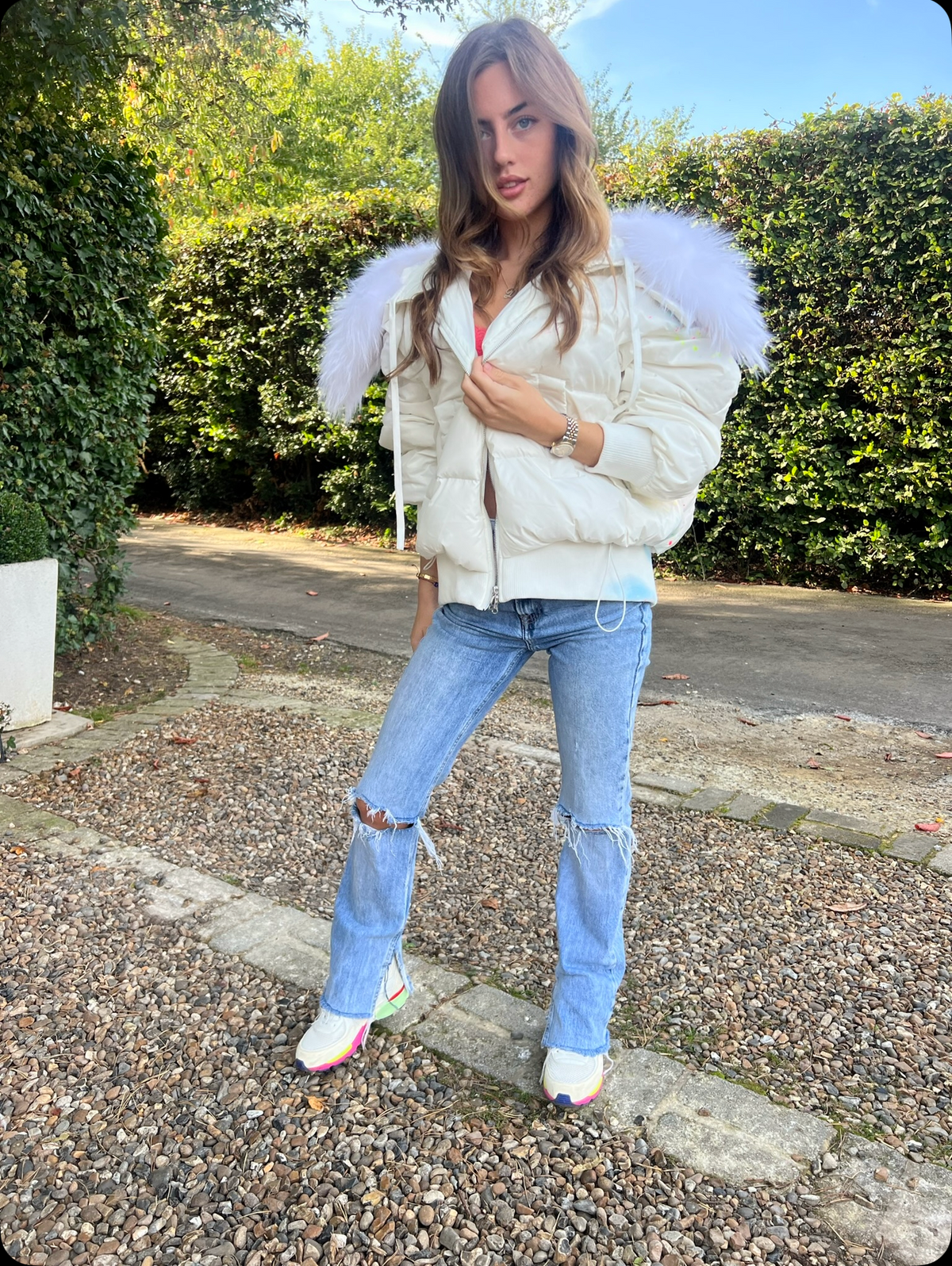 Spray painted puffer coat with real fur 🤍