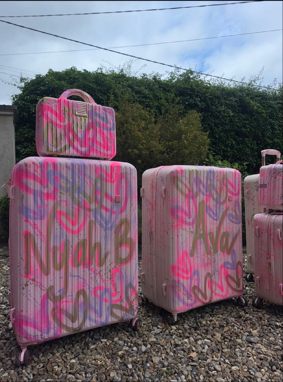 Large suitcase 💗✨