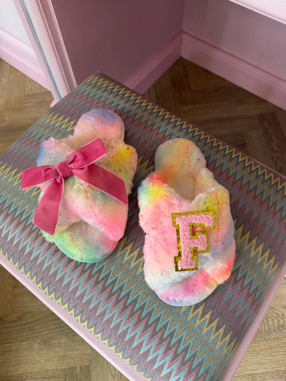 Children personlised slippers 💗🎀