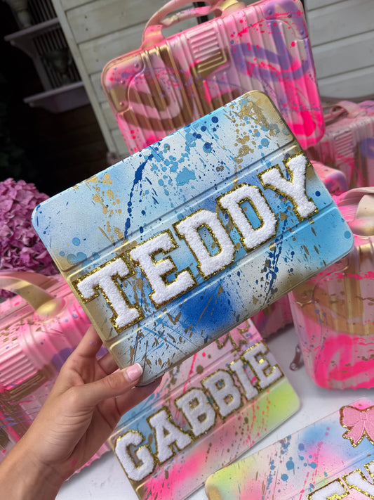 Boys iPad cases ( 6 letters ) 🩵