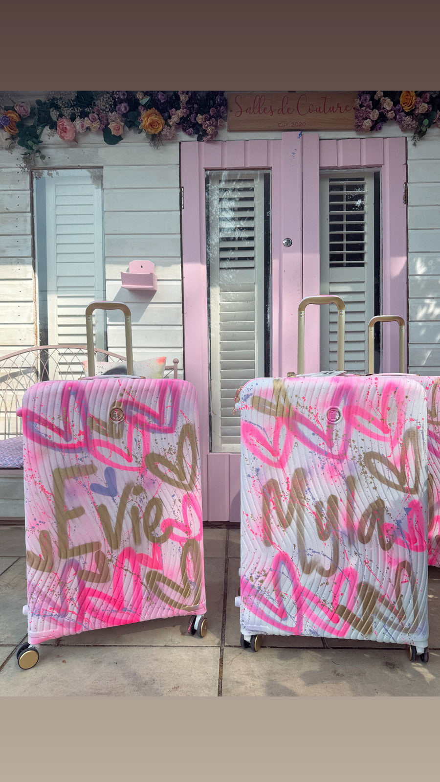 Large hearts suitcase 🩷