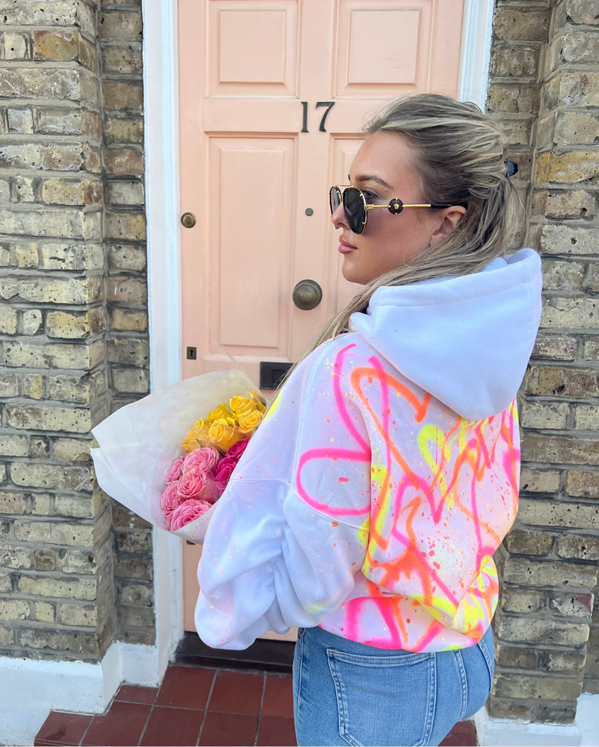 White oversized ruched hoodies ✨💗🌈