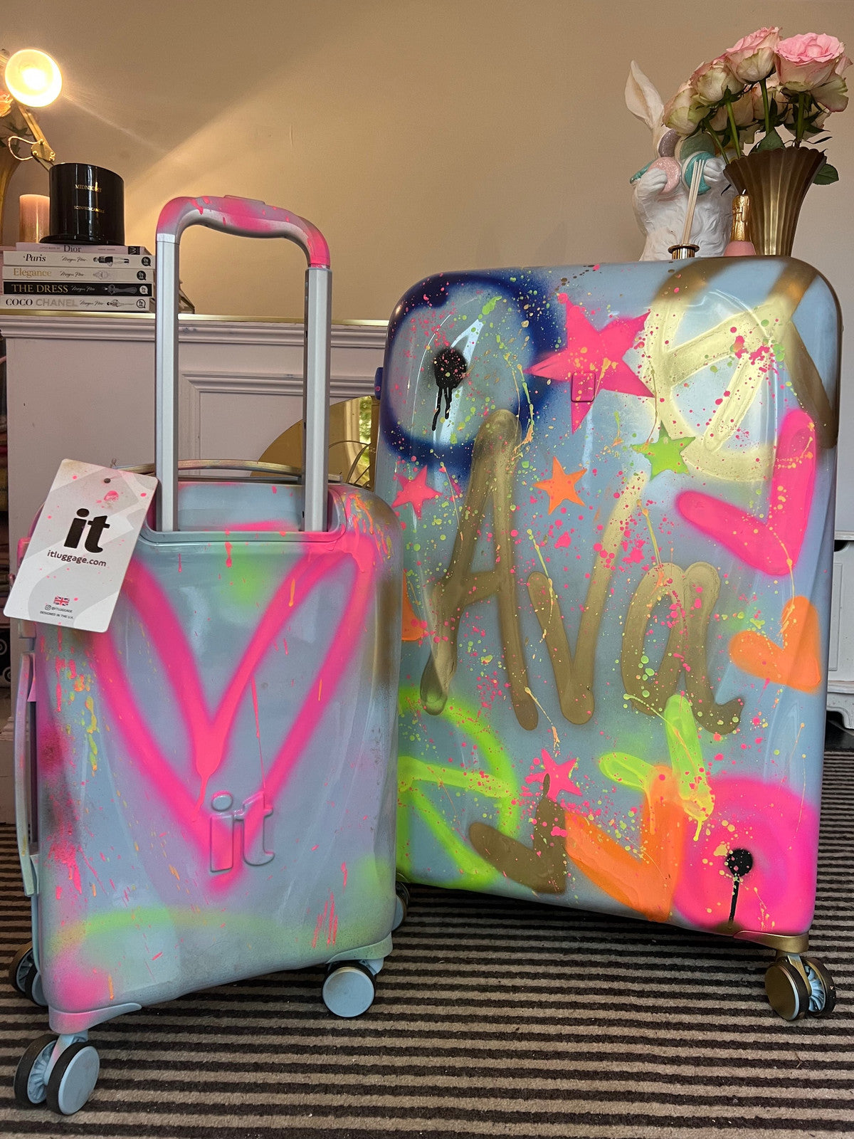 Large Baby blue suitcases 💗💙😍