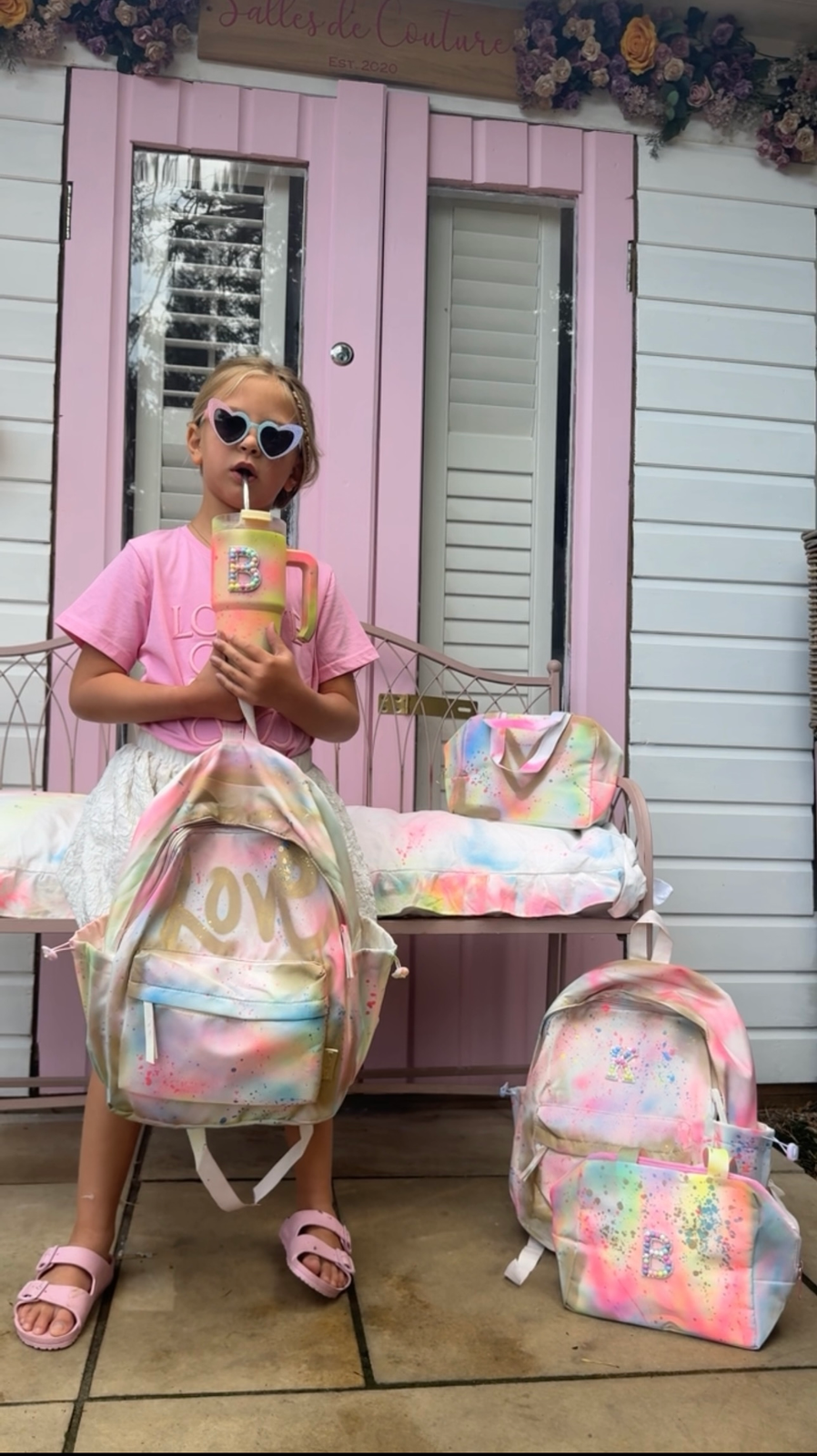 Spay painted rucksack 💗💕🩷☮️