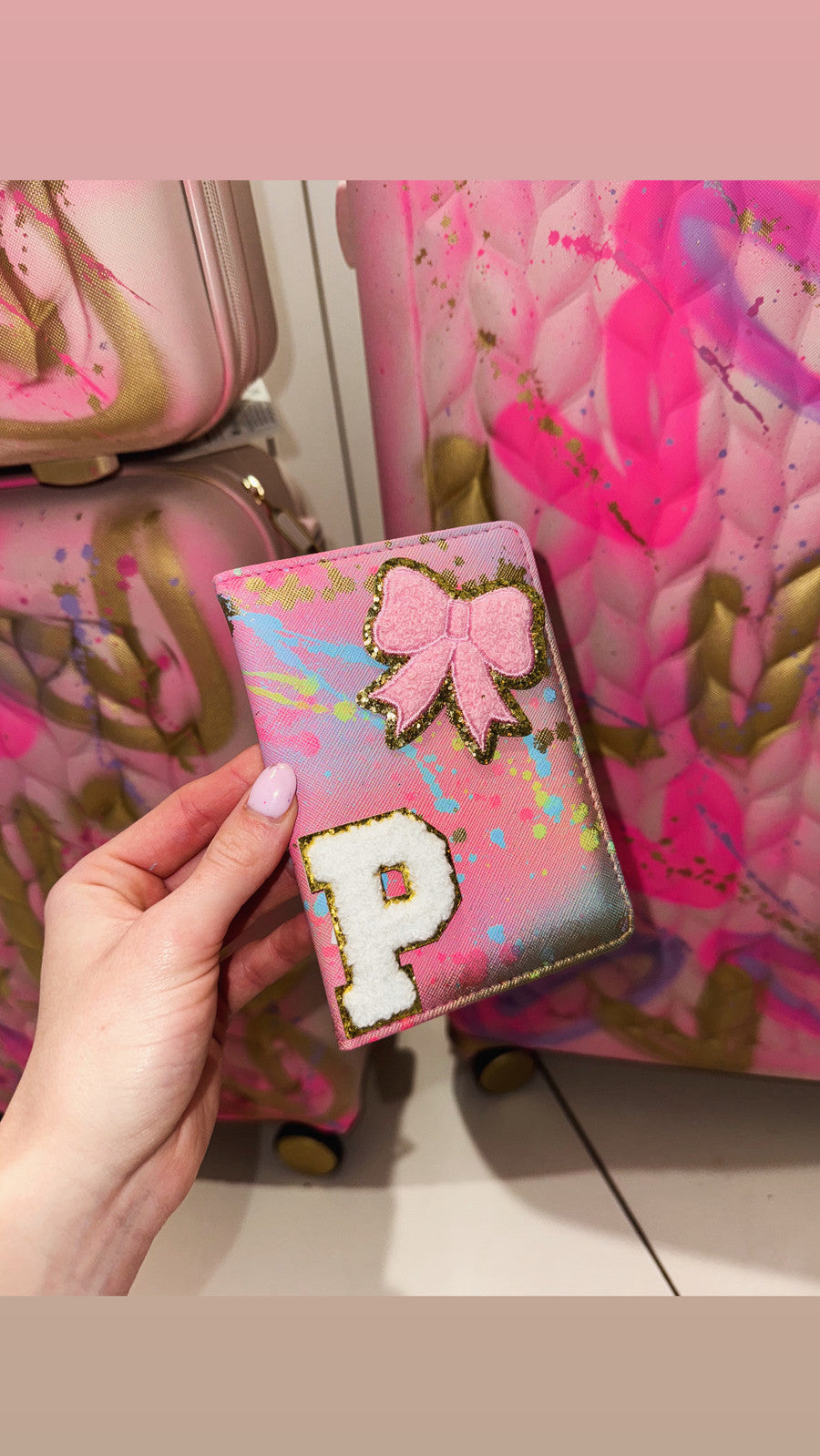 passport holders 🩷✨