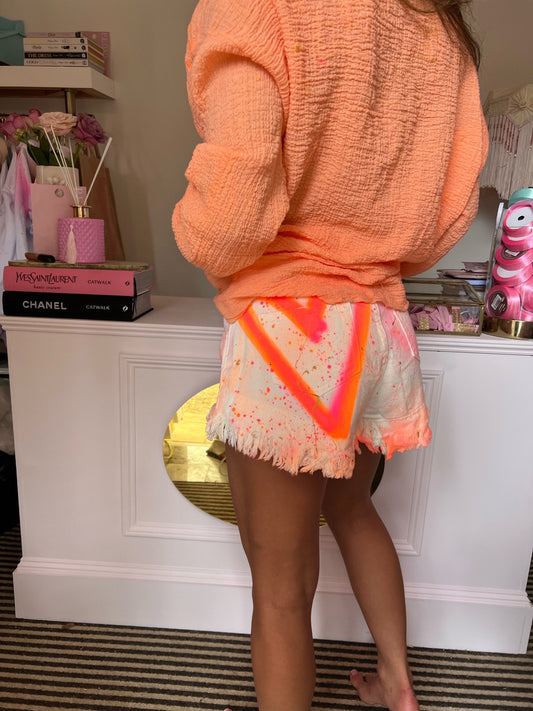 White shorts 🧡😍
