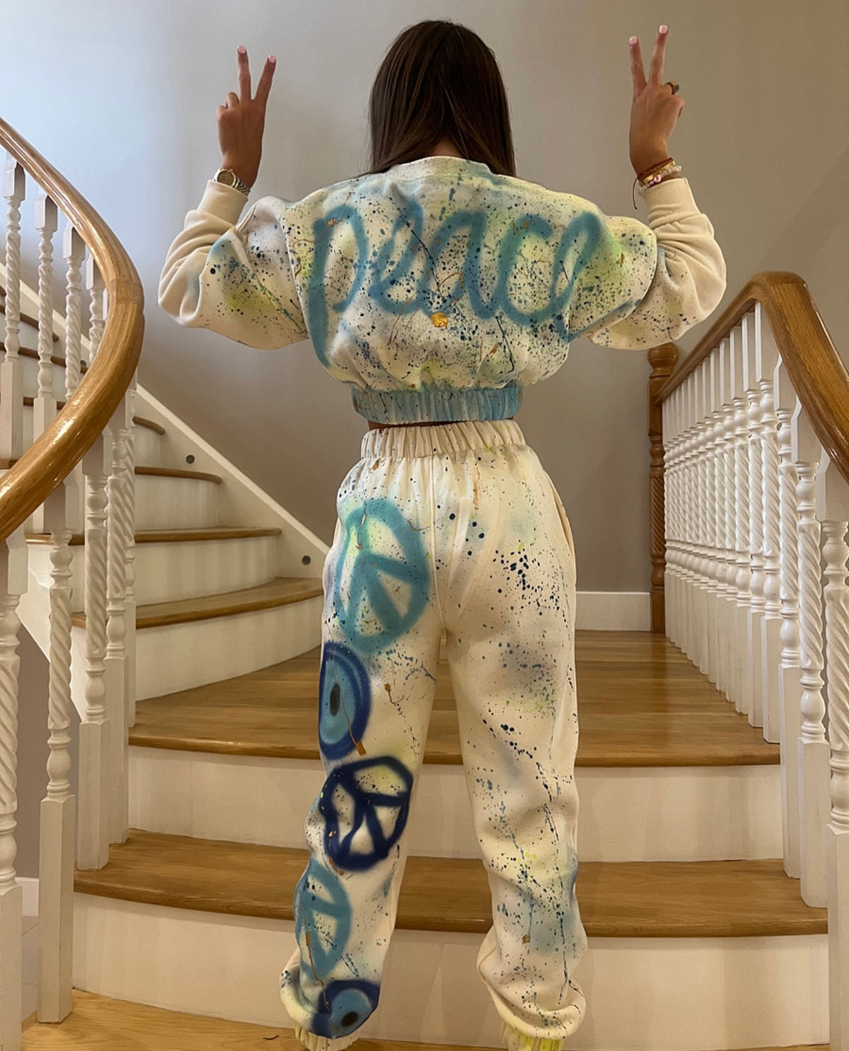 Evil eye cropped tracksuits 🧿✨💗 with hood