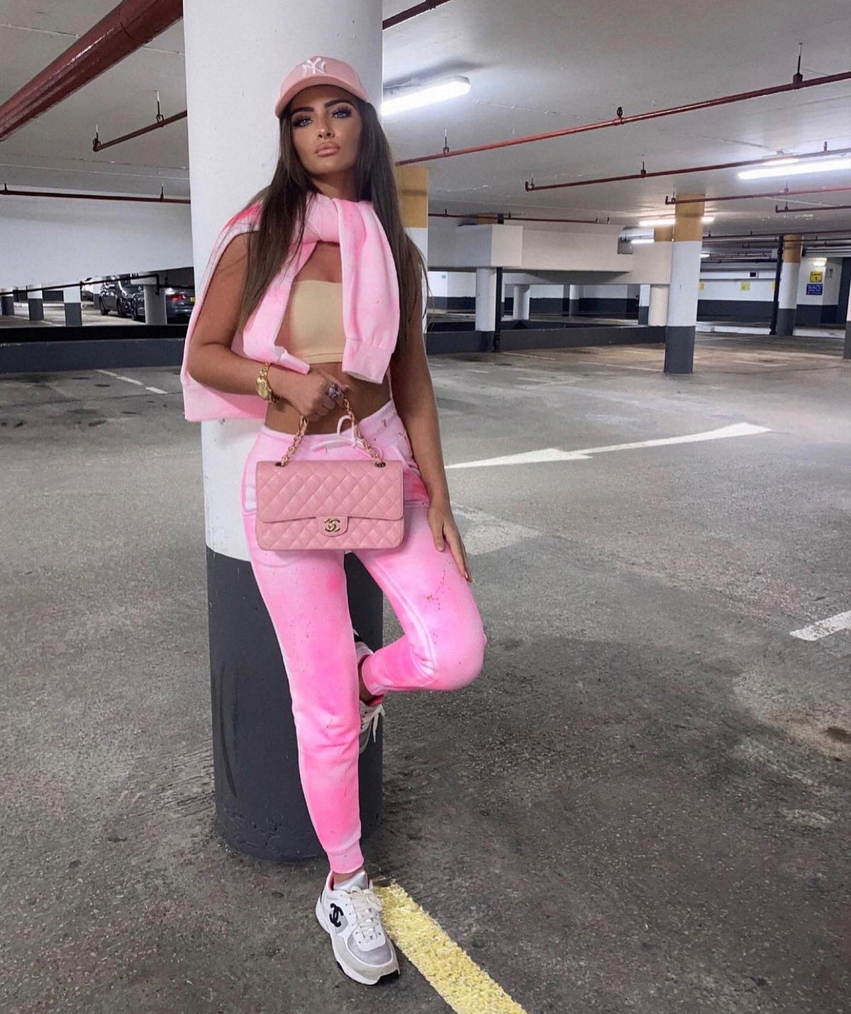 L💗VE  Tracksuit ✌🏽
