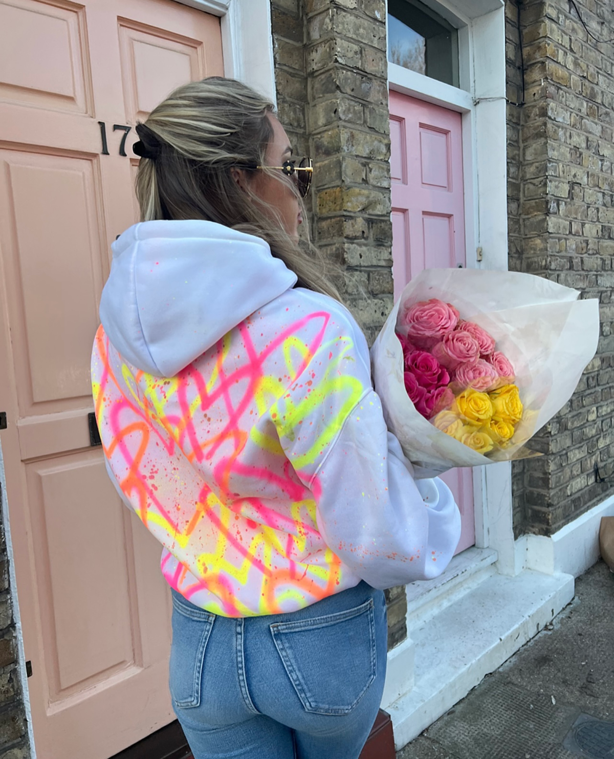 White oversized ruched hoodies ✨💗🌈