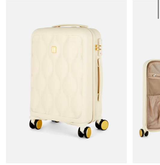 Customise your own suitcase 🩷🩵💛💜💚