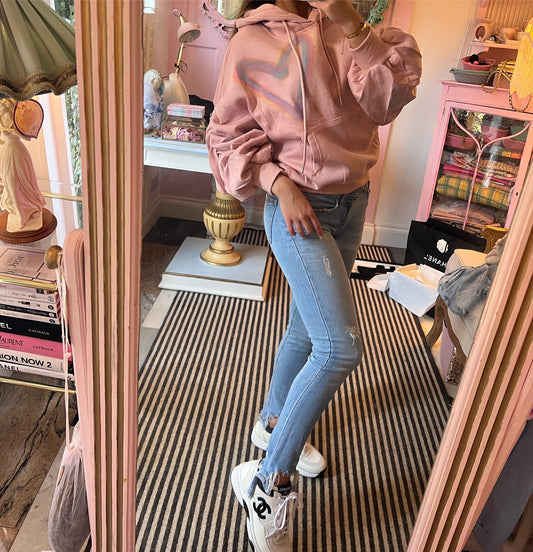 B A B Y 💗 P 🎀 I 🌸 N 🦩K