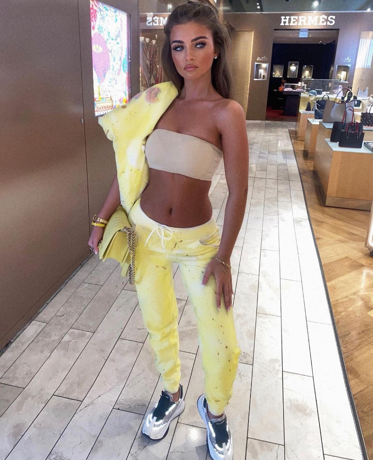 Yellow spray me love tracksuit 💗💛😍