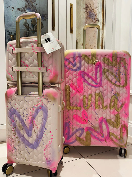 Hand luggage suitcase & vanity 💘