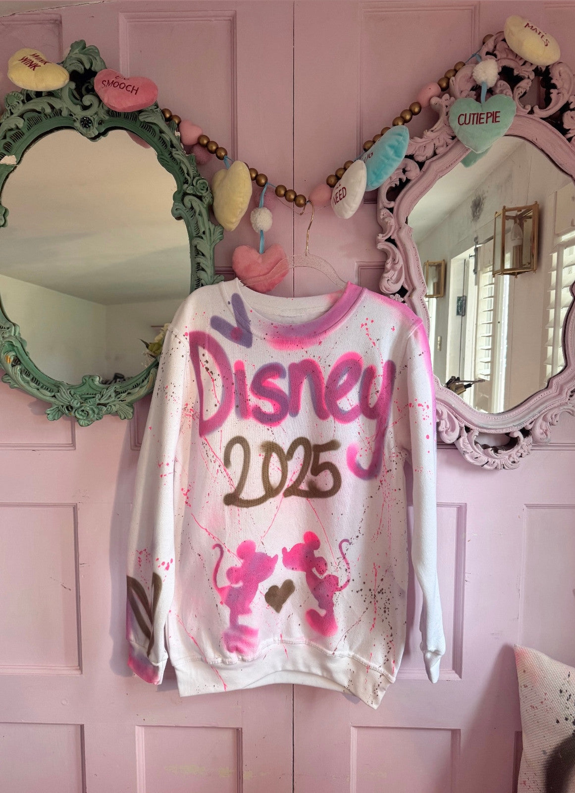 (2026) Women’s Disney jumpers 💘