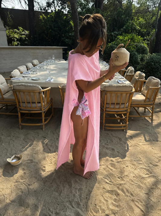 Baby pink toweling poncho bandanna ties 🩷🎀