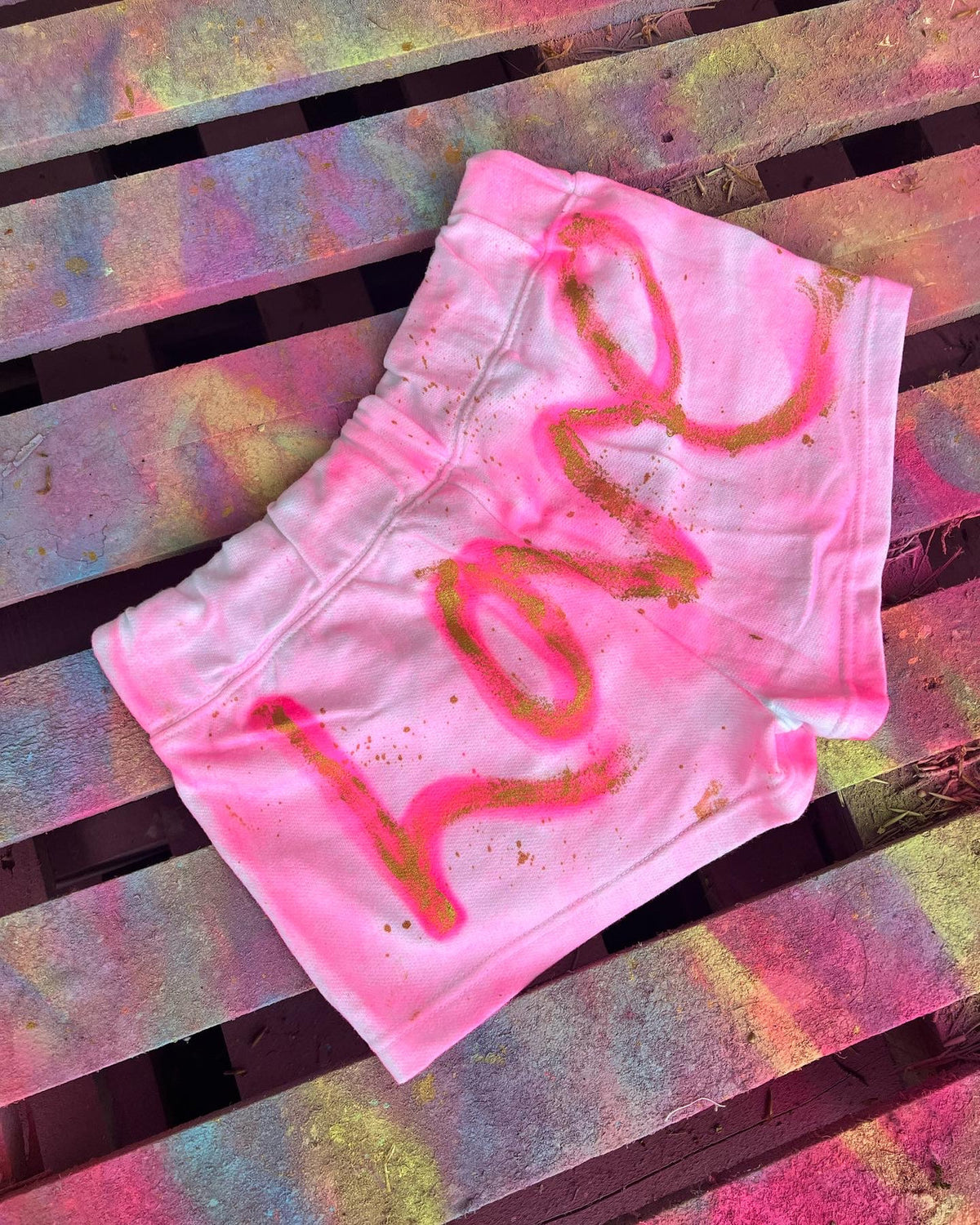 L💗VE Shorts 🫶🏻✌🏽💗✨