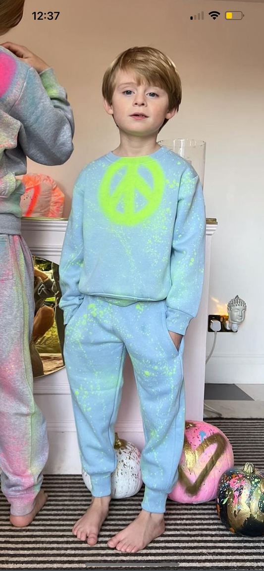 Kids baby blue tracksuits with hood 💙