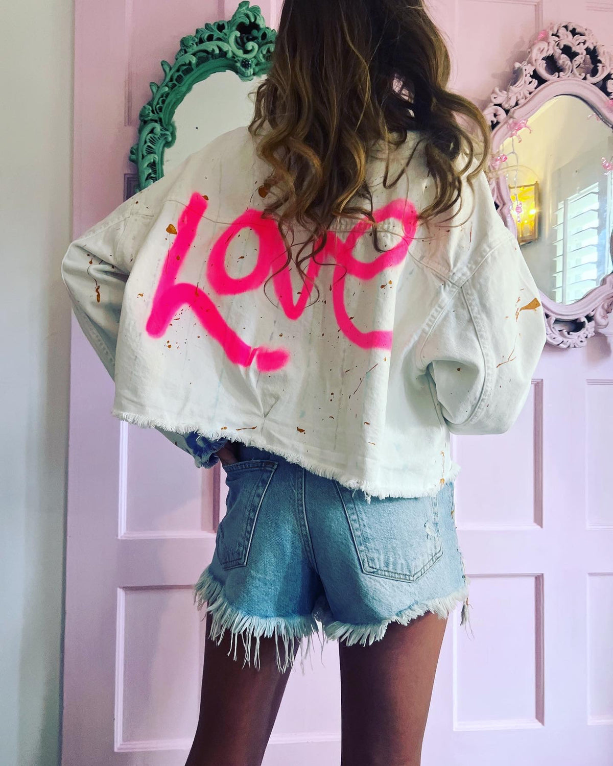 LOVE oversized denim jackets 💗✌🏽✨