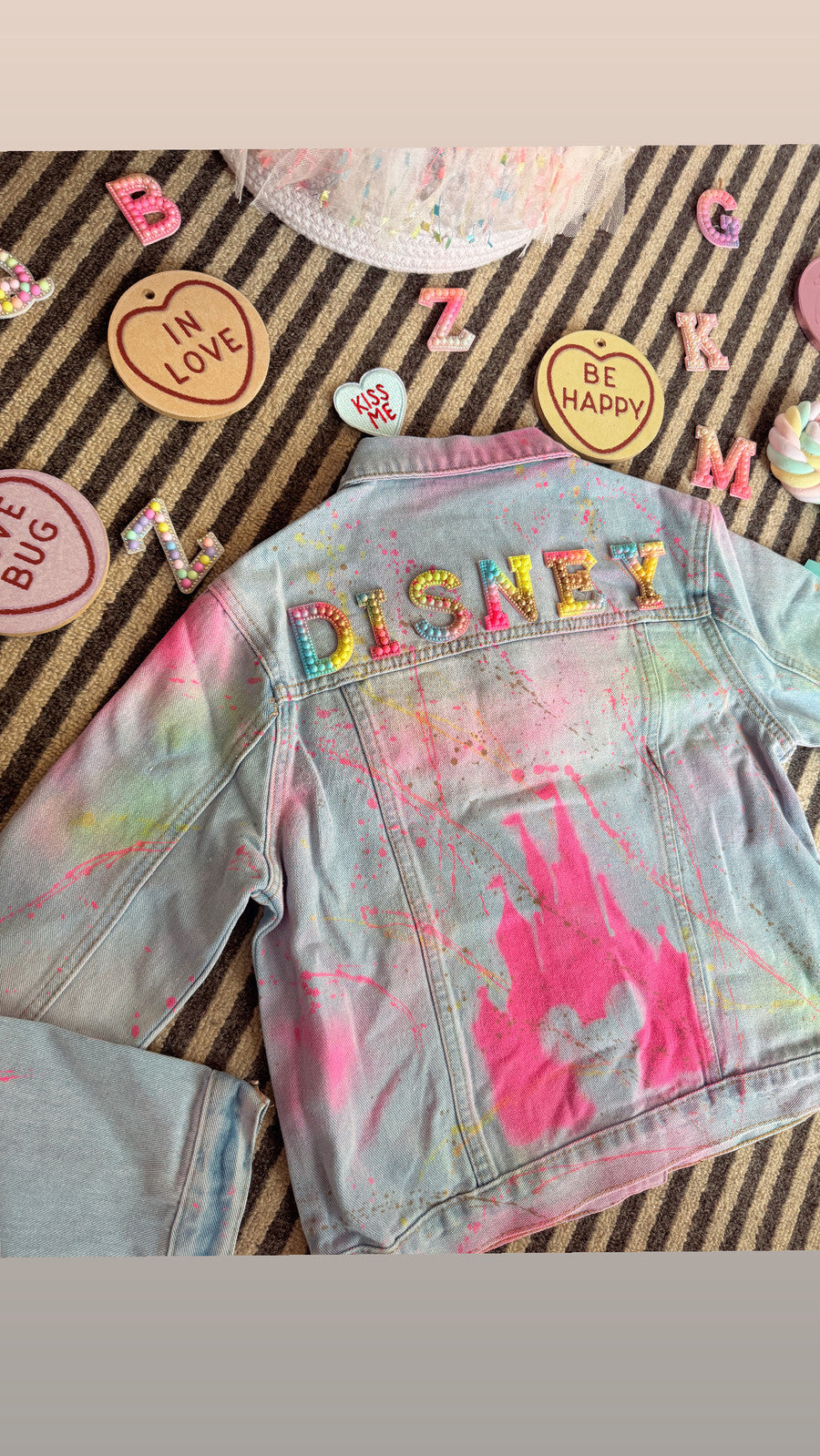 Children’s denim jackets 💘🌈