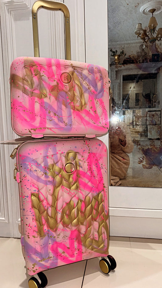 Hand luggage suitcase 💘