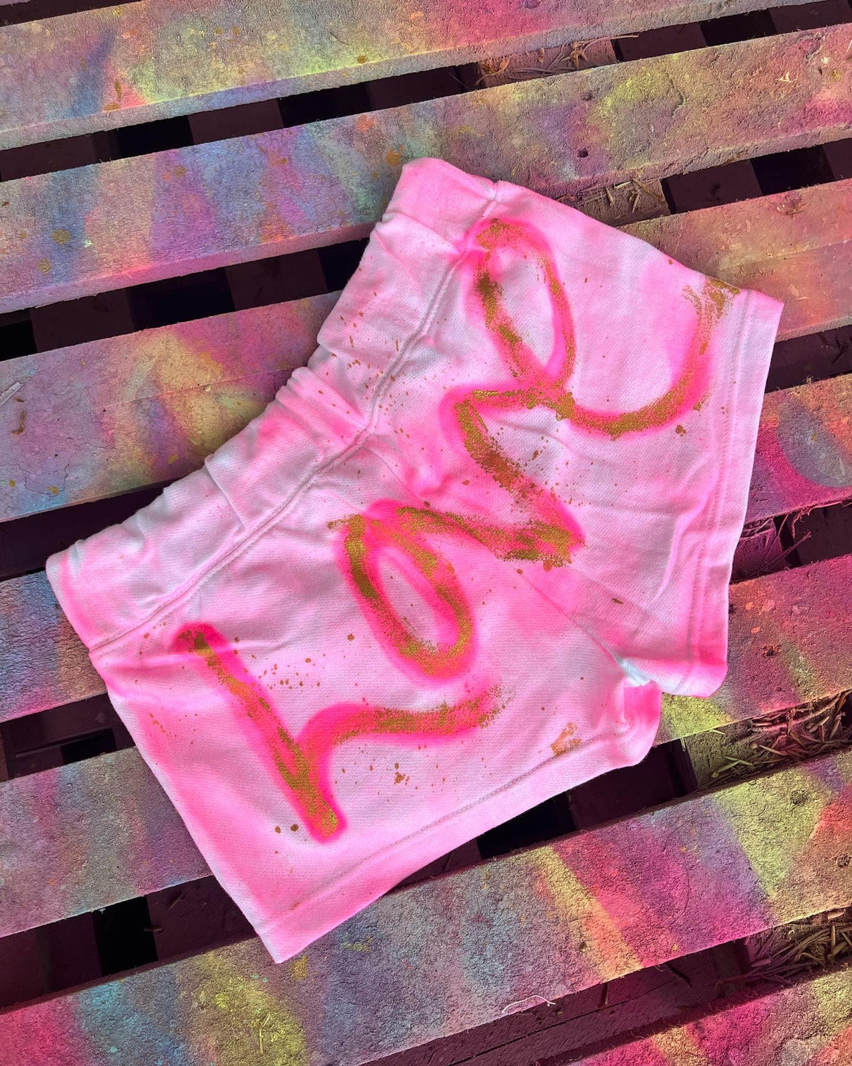 L💗VE Shorts 🫶🏻✌🏽💗✨