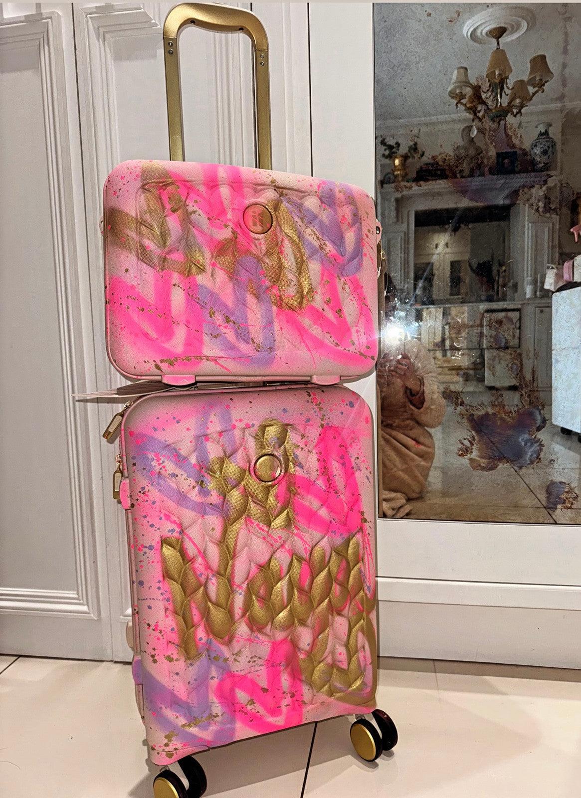 Hand luggage suitcase & vanity 💘