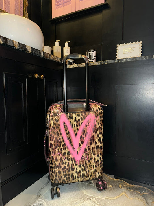Hand luggage - leopard print suitcase 💗
