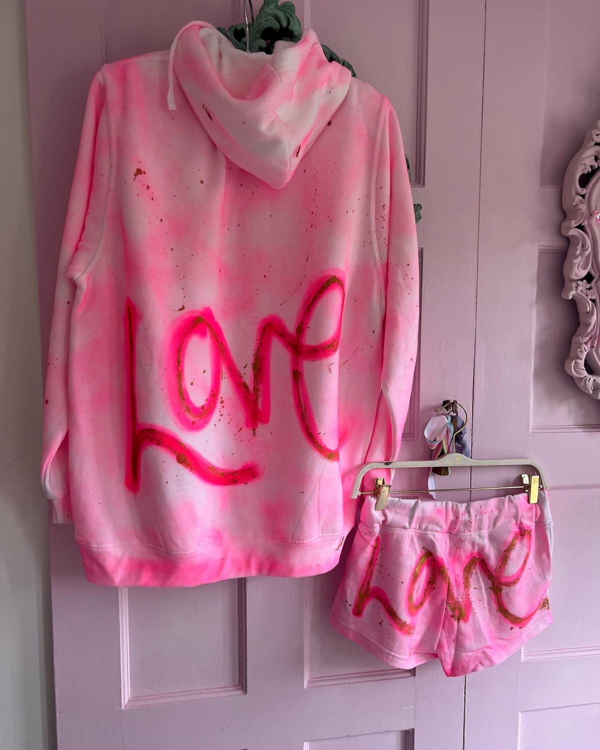 Pink L💗VE Short sets 🫶🏻✨😍