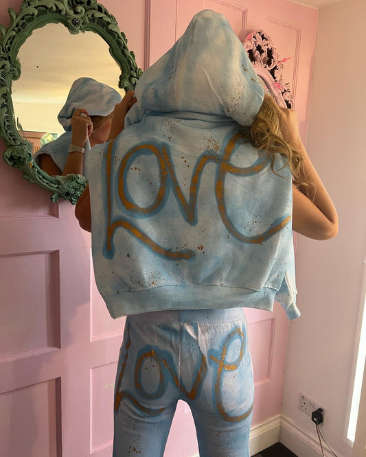 Baby blue Love tracksuit 💙✨✌🏽