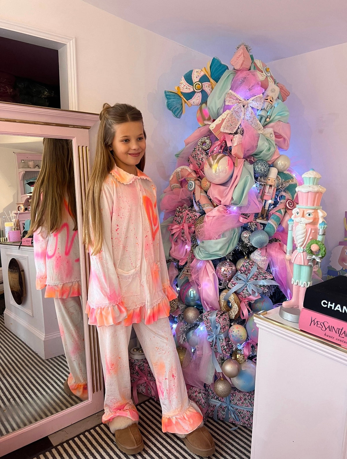 Childrens pjs 💗🧡😍