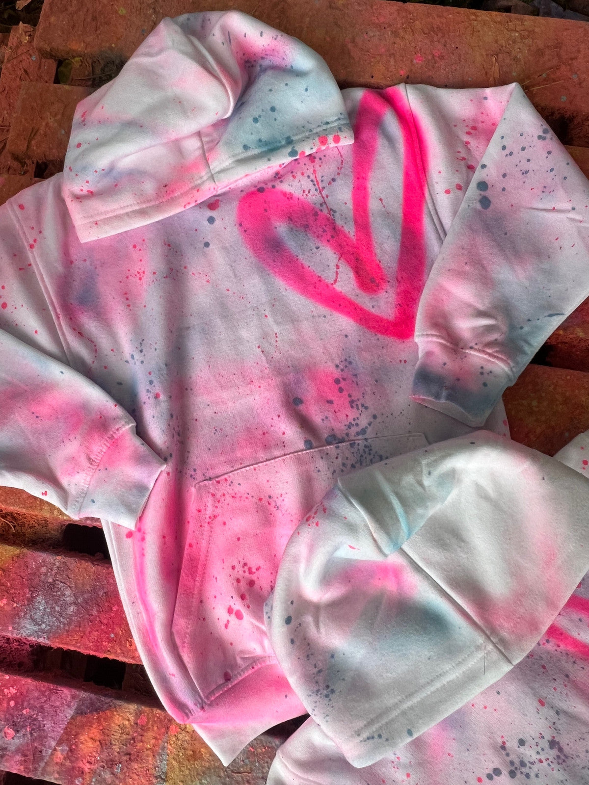 Children’s hoodies 💗💙😍