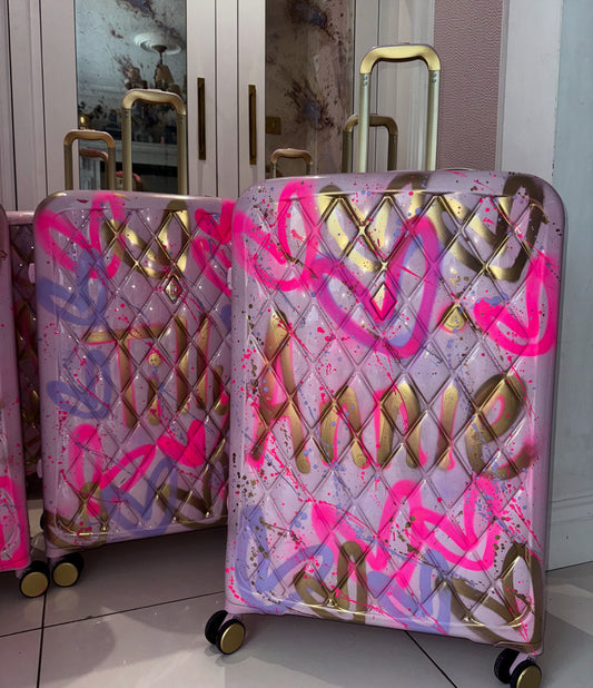 Large pink suitcase 💗✨