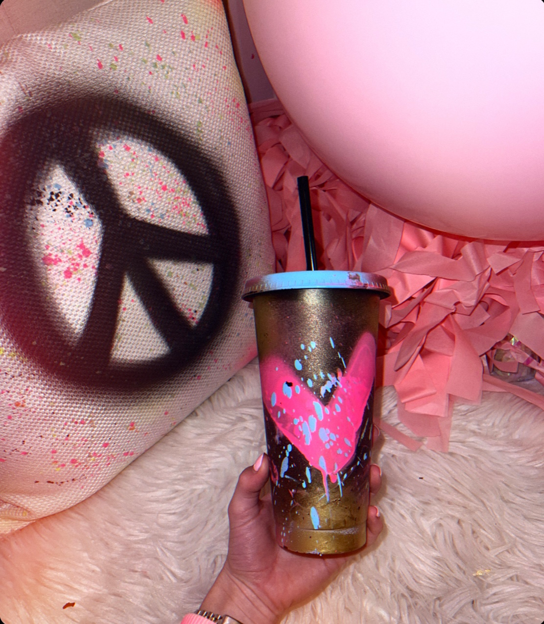 Spray cups 💘💙✨💗☮️✌🏽