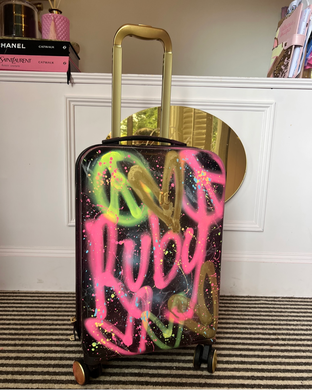 BIG suitcase 😍💖