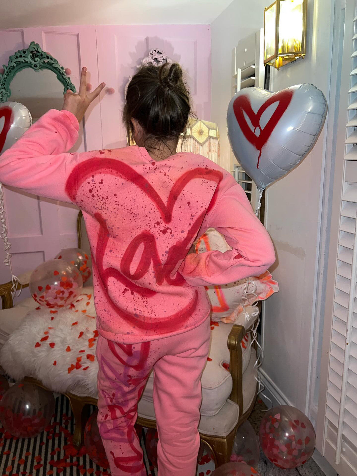 Children’s pink 💗 tracksuits 😍