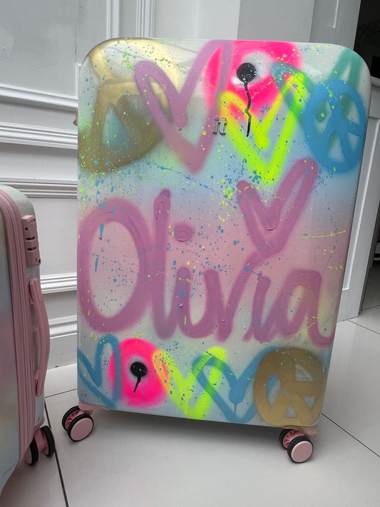 Big tie dye suitcase 💗