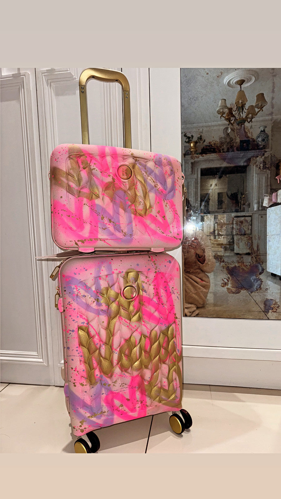 Hand luggage suitcase 💘