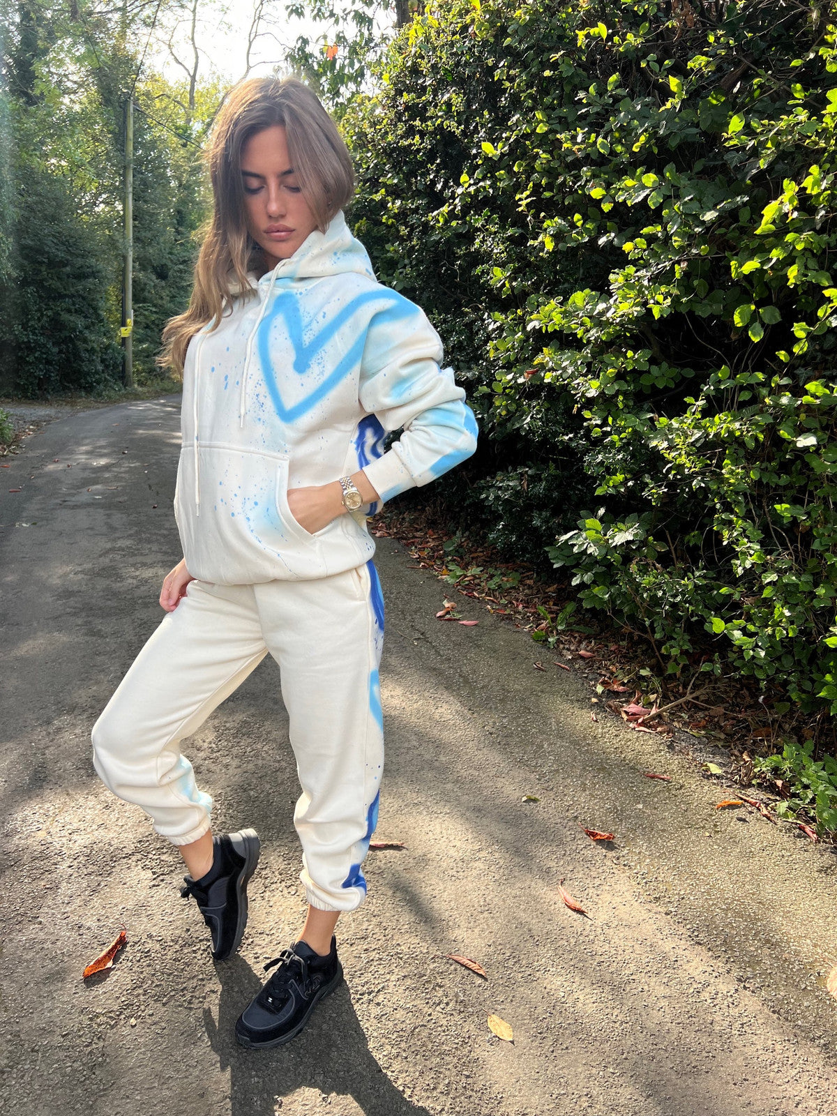 Spray painted evil eye tracksuits 🌍💙😍🫶🏻
