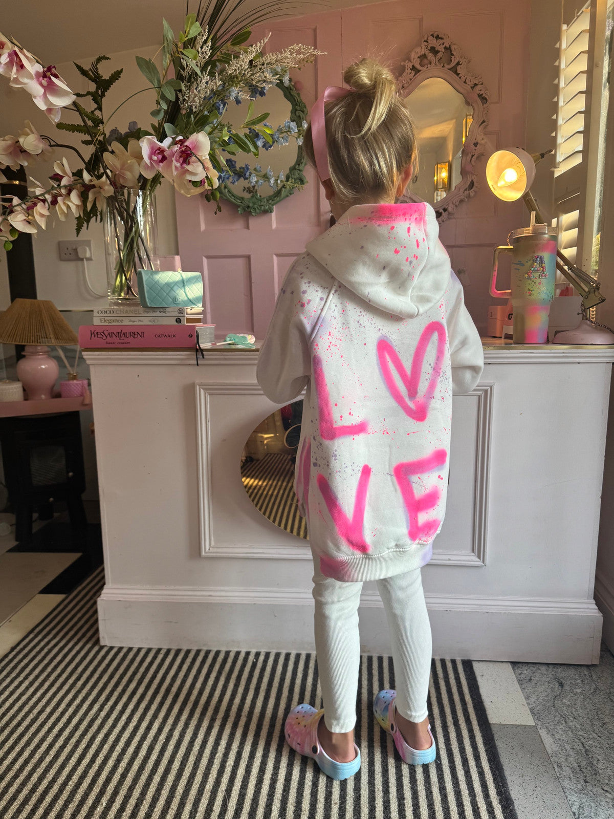 Kids oversized hoodie & leggings 💗