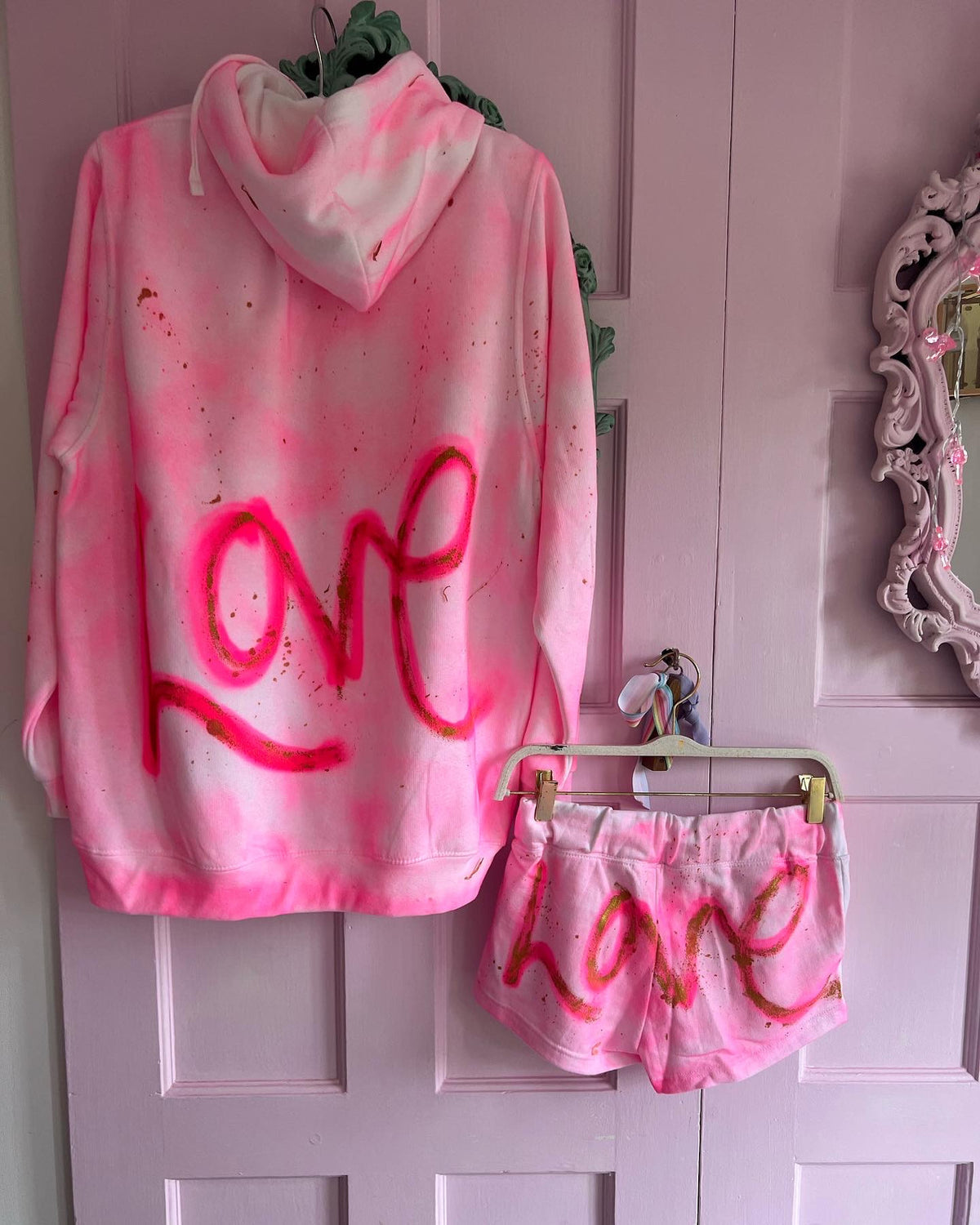 Pink L💗VE Short sets 🫶🏻✨😍