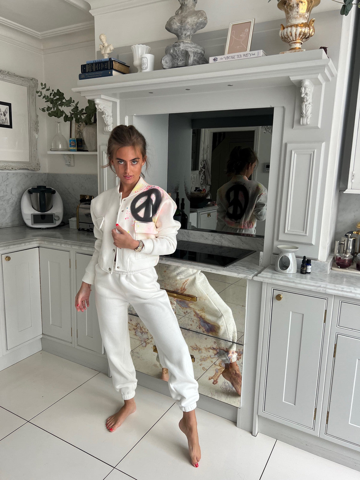 ❤️‍🔥😍 tracksuits 🖤